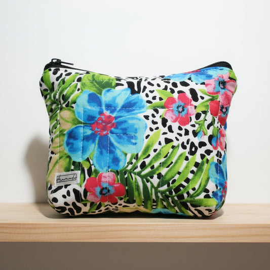 Quilted Handheld Pouch
