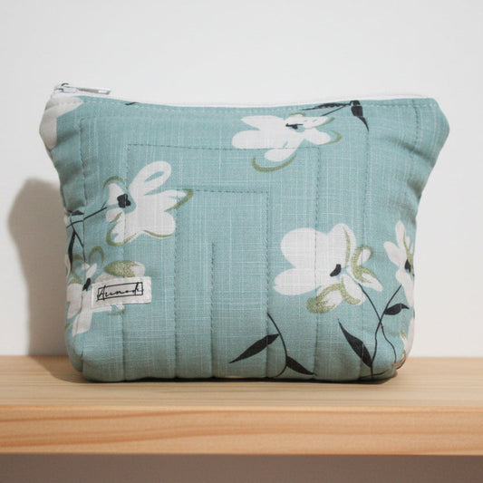 Quilted Handheld Pouch