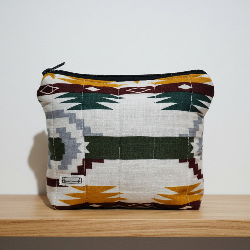 Quilted Handheld Pouch