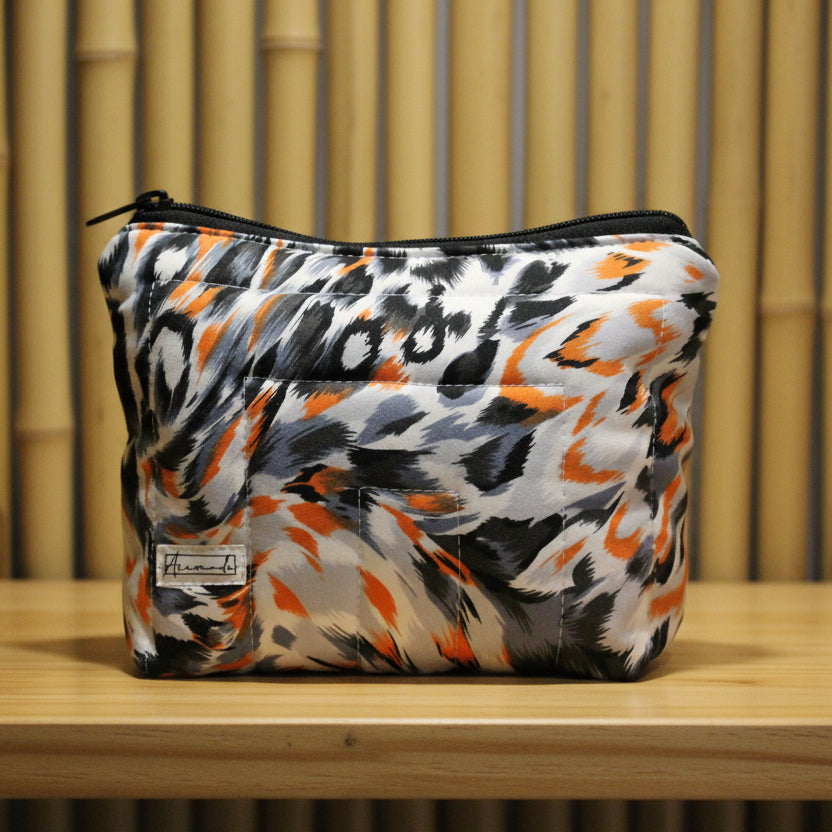 Quilted Handheld Pouch